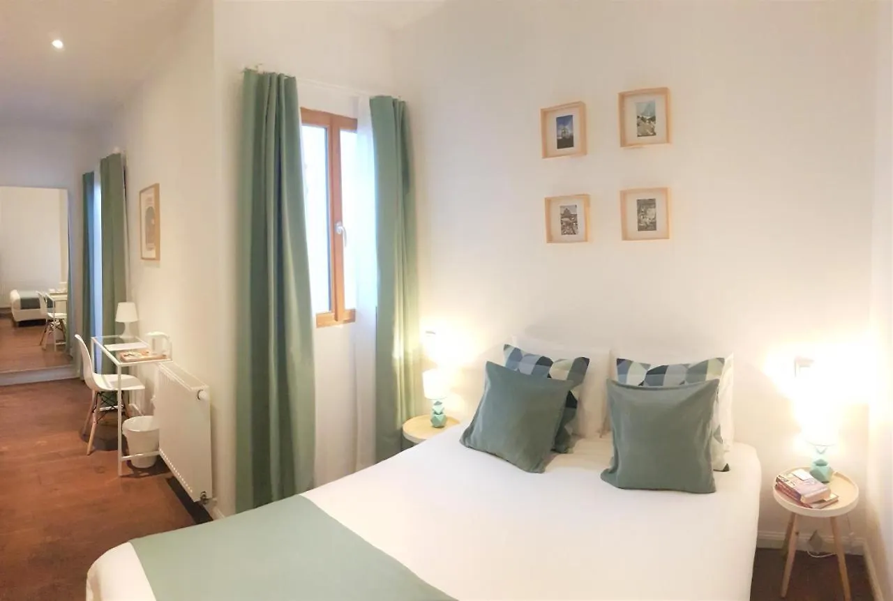 De Mot B&B Etterbeek Отель типа 
